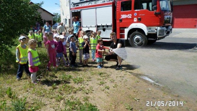 Odwiedziny u strażaków (zdjęcia)