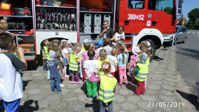 Odwiedziny u strażaków (zdjęcia)