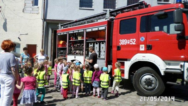Odwiedziny u strażaków (zdjęcia)