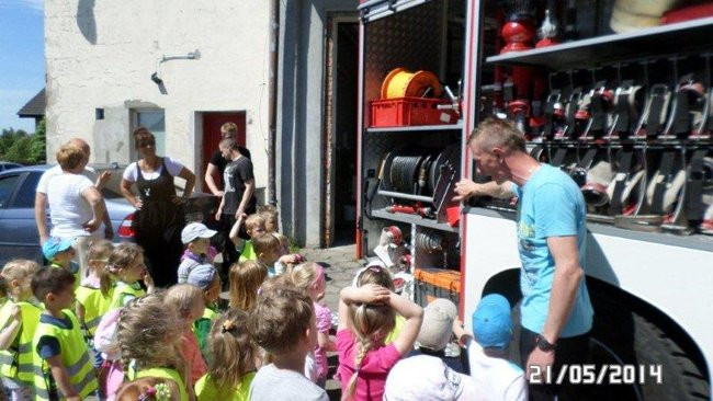 Odwiedziny u strażaków (zdjęcia)