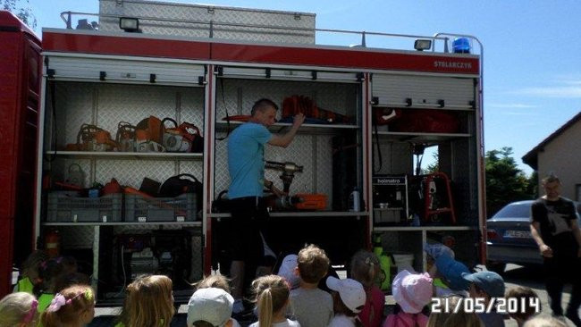 Odwiedziny u strażaków (zdjęcia)