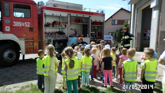 Odwiedziny u strażaków (zdjęcia)