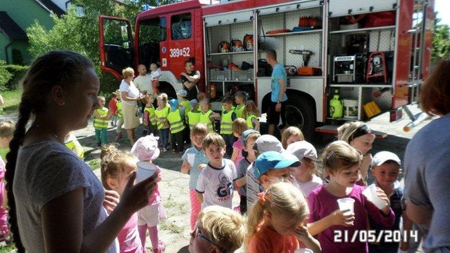 Odwiedziny u strażaków (zdjęcia)