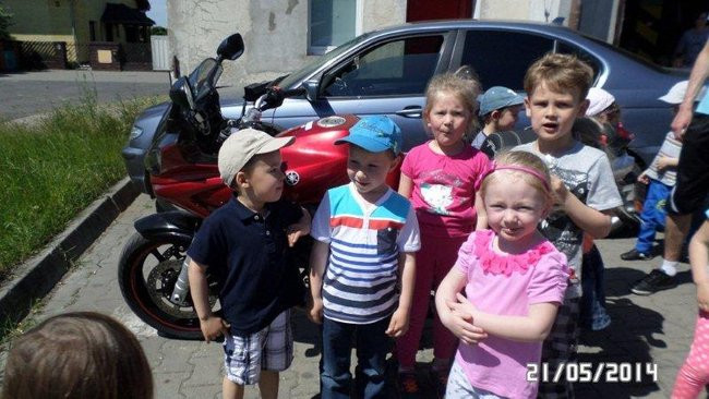 Odwiedziny u strażaków (zdjęcia)