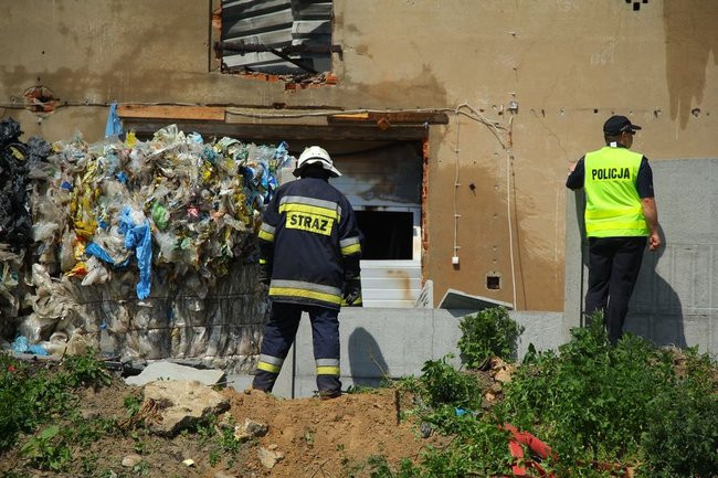 Milion złotych strat po pożarze w Miąskowie (zdjęcia)