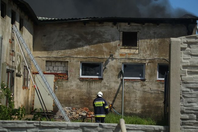 Milion złotych strat po pożarze w Miąskowie (zdjęcia)