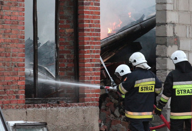 Pożar budynków gospodarczych w Mórkowie (zdjęcia)