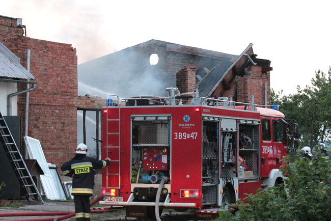 Pożar budynków gospodarczych w Mórkowie (zdjęcia)