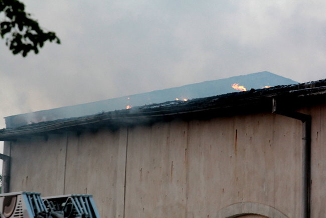 Pożar budynków gospodarczych w Mórkowie (zdjęcia)