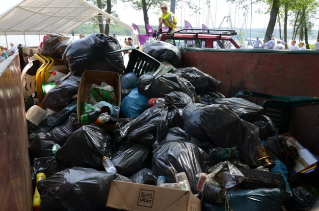 Śmieci jak na lekarstwo (zdjęcia)