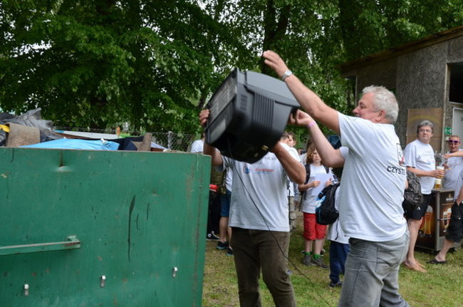 Śmieci jak na lekarstwo (zdjęcia)