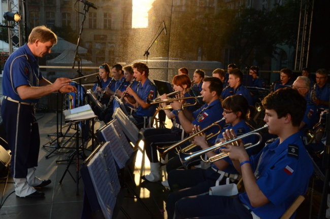 Wspaniały koncert leszczyńskich zespołów (zdjęcia)e gwiazdy