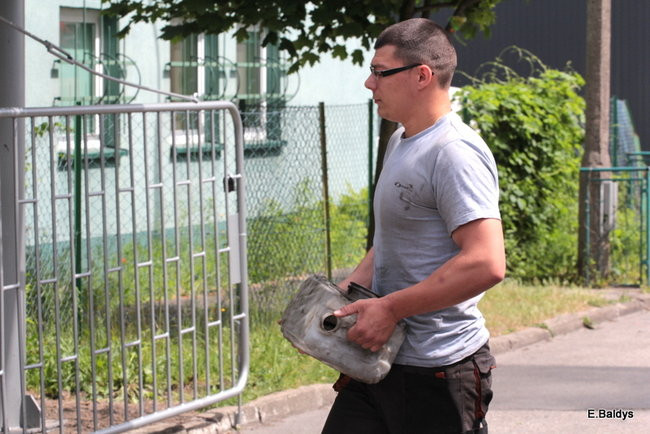 Bomby na Dekana nie znaleziono (wideo i zdjęcia)