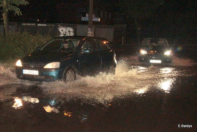 Trwa usuwanie skutków ulewy (zdjęcia)