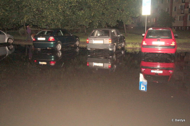 Trwa usuwanie skutków ulewy (zdjęcia)