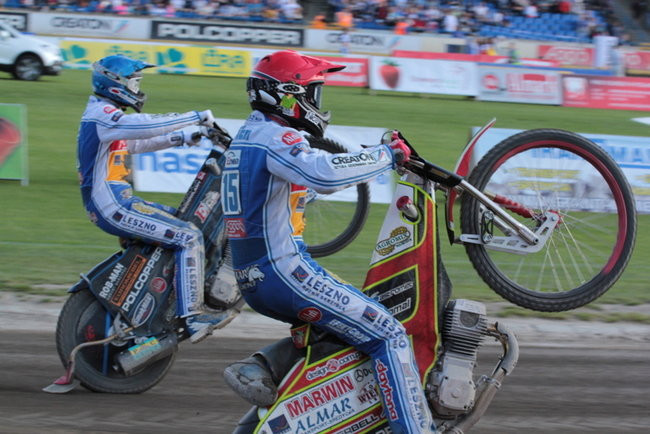 Co tu komentować.. dali ciała...