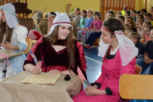 Rycerscy gimnazjaliści (zdjęcia)