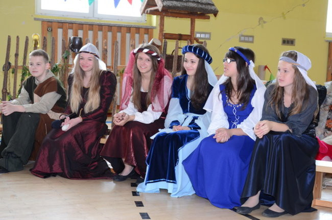 Rycerscy gimnazjaliści (zdjęcia)