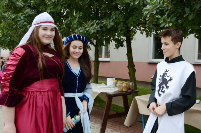 Rycerscy gimnazjaliści (zdjęcia)