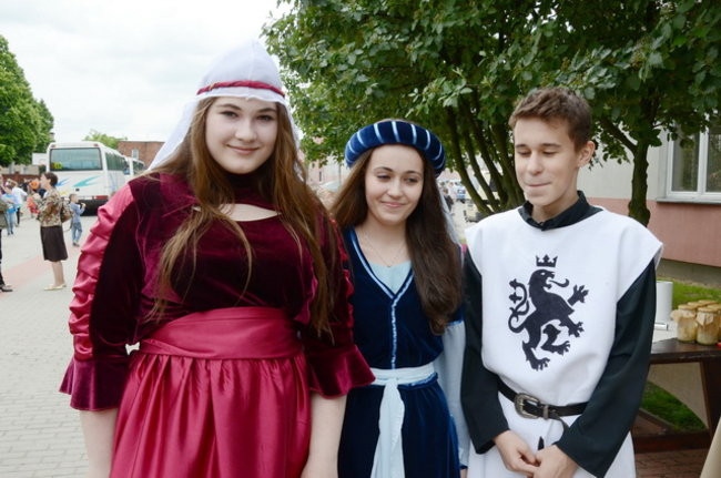 Rycerscy gimnazjaliści (zdjęcia)