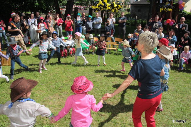 Mamo, tato baw się razem z nami (zdjęcia)