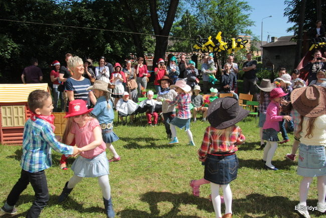 Mamo, tato baw się razem z nami (zdjęcia)