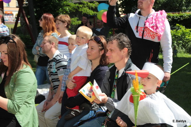 Mamo, tato baw się razem z nami (zdjęcia)