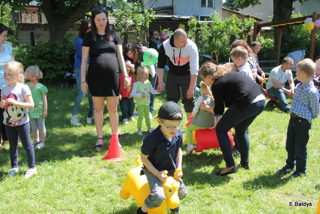 Mamo, tato baw się razem z nami (zdjęcia)