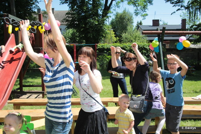 Mamo, tato baw się razem z nami (zdjęcia)