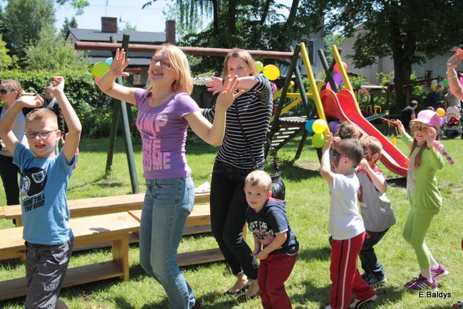 Mamo, tato baw się razem z nami (zdjęcia)