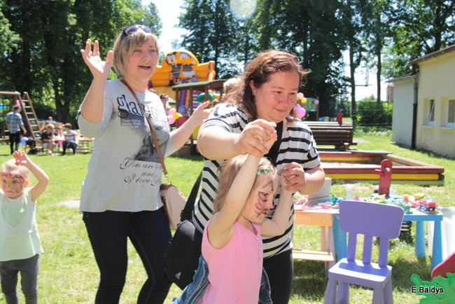 Mamo, tato baw się razem z nami (zdjęcia)