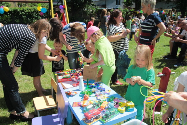 Mamo, tato baw się razem z nami (zdjęcia)