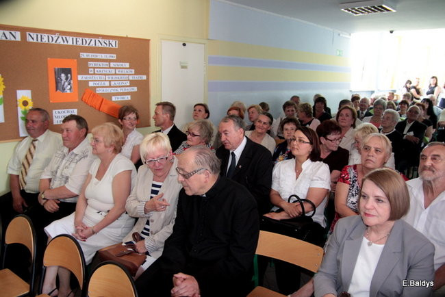 Twórca teatru upamiętniony (zdjęcia)