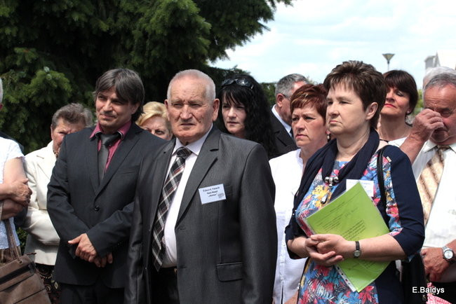 Twórca teatru upamiętniony (zdjęcia)