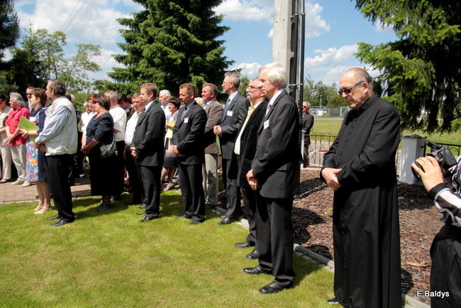 Twórca teatru upamiętniony (zdjęcia)