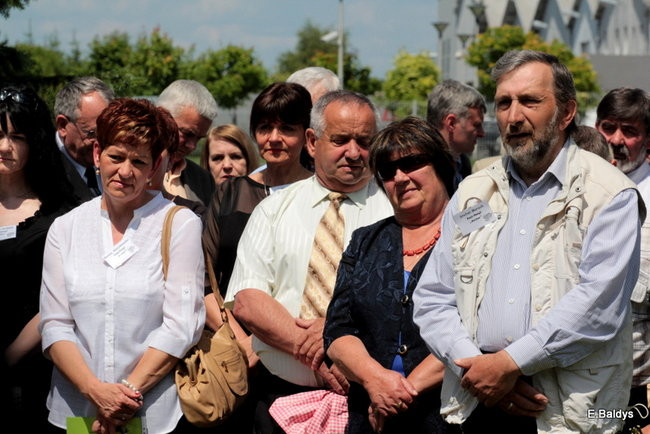 Twórca teatru upamiętniony (zdjęcia)