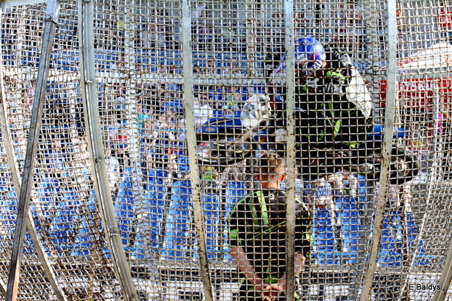 Bez litości dla sprzętu (zdjęcia)