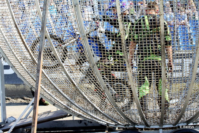 Bez litości dla sprzętu (zdjęcia)