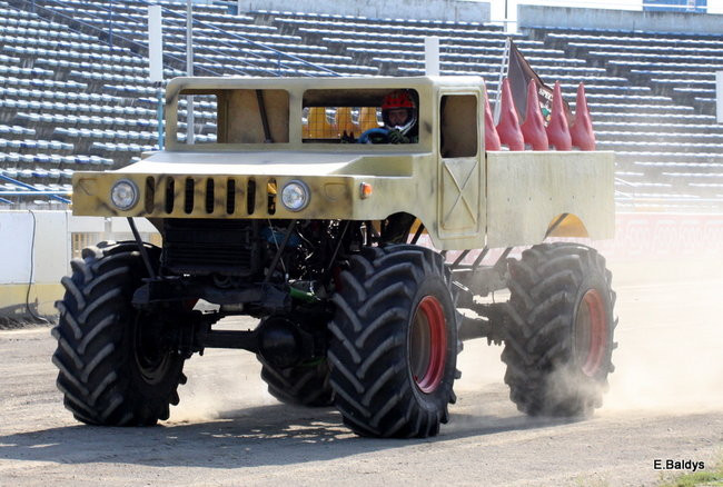 Bez litości dla sprzętu (zdjęcia)