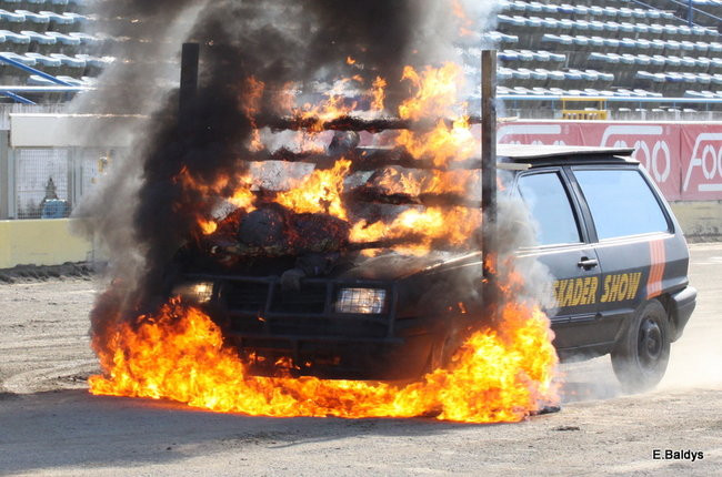 Bez litości dla sprzętu (zdjęcia)