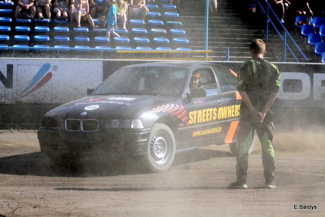 Bez litości dla sprzętu (zdjęcia)