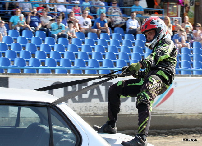 Bez litości dla sprzętu (zdjęcia)