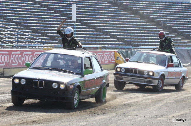 Bez litości dla sprzętu (zdjęcia)