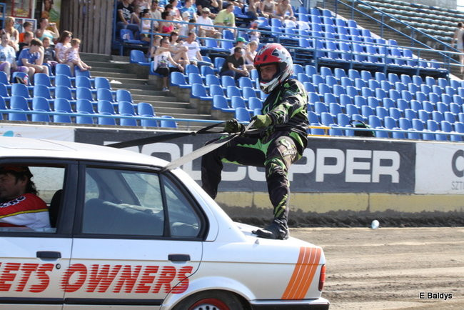 Bez litości dla sprzętu (zdjęcia)