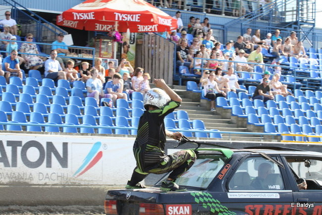 Bez litości dla sprzętu (zdjęcia)