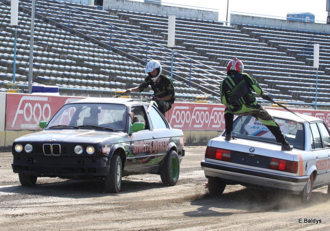 Bez litości dla sprzętu (zdjęcia)