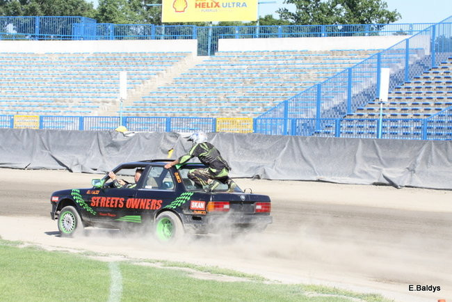 Bez litości dla sprzętu (zdjęcia)