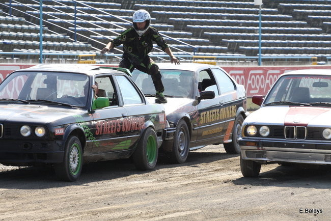 Bez litości dla sprzętu (zdjęcia)