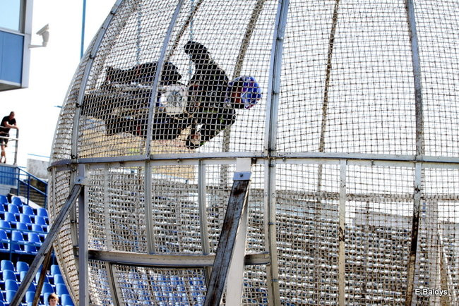 Bez litości dla sprzętu (zdjęcia)