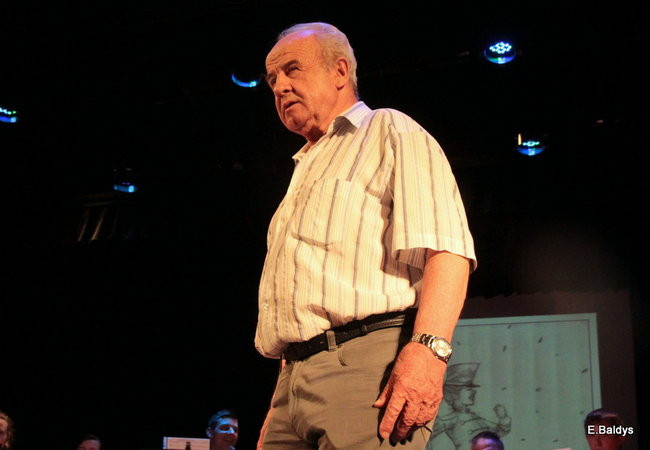 100 mażoretek na jednej scenie (zdjęcia)